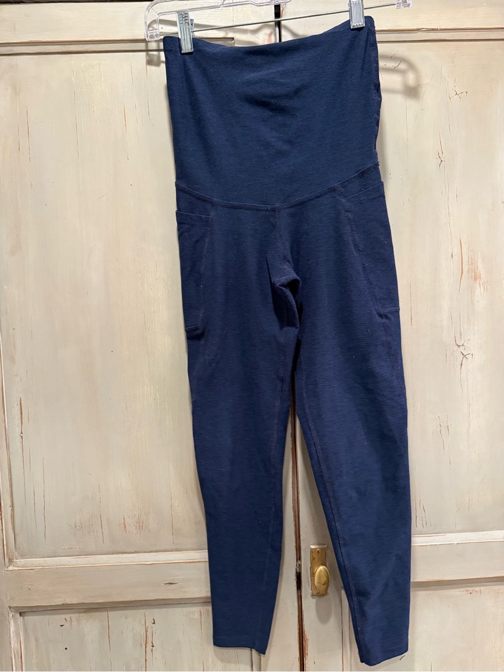 Beyond the Bump Navy High-Waist Maternity Leggings with Side Pockets